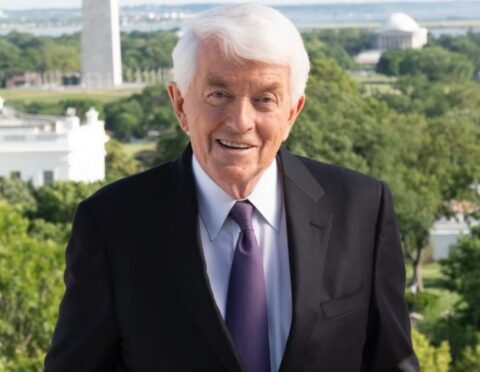 Tom Donohue headshot