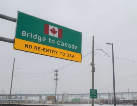 Bridge to Canada sign